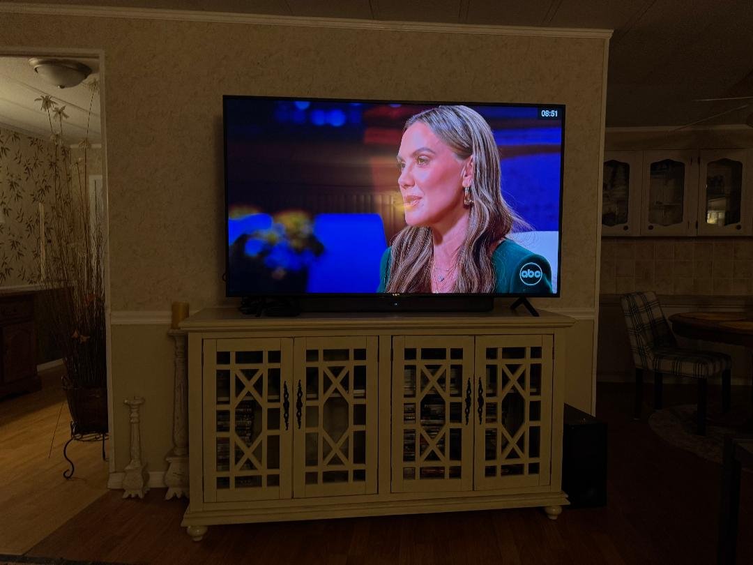 2725-bolin-lane-TV